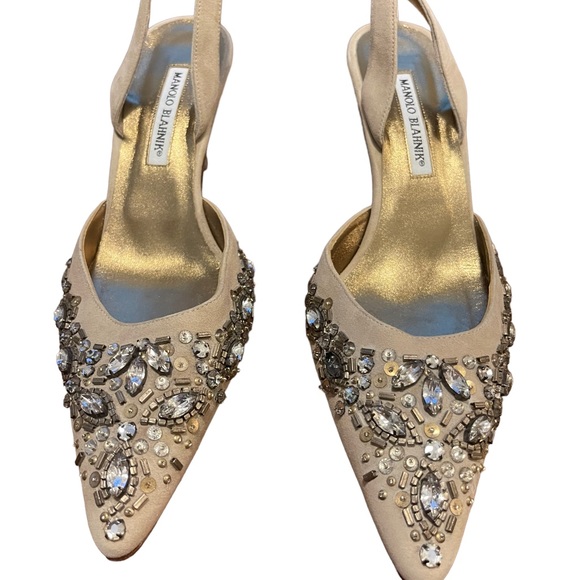 Never worn vintage Manolo Blahniks sling back heels. Size 40. - Picture 4 of 4